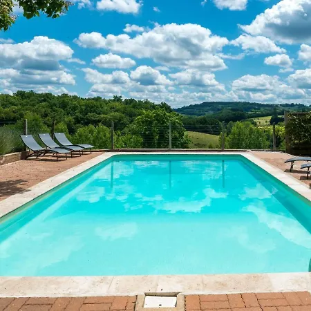 Beautiful With Pool In *