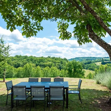 Beautiful With Pool In Holiday home *